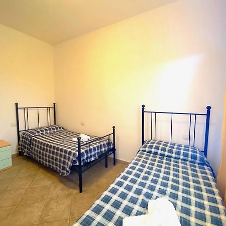 Residence Almusura Сан Теодоро Екстериор снимка